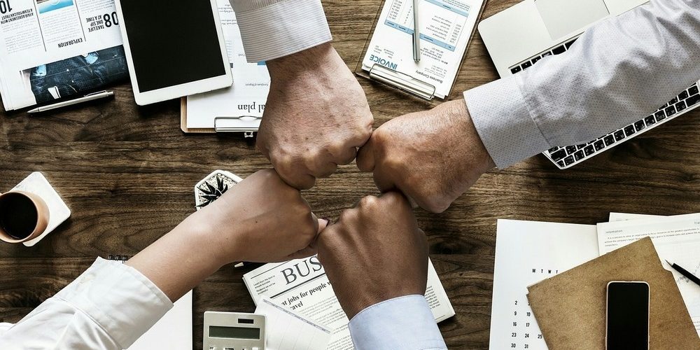 teamwork-3213924_1280.jpg